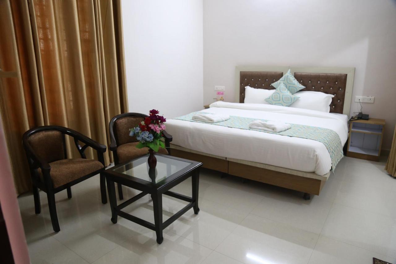 Hotel Yog Tapovan- Rafting Available Rishikesh Luaran gambar